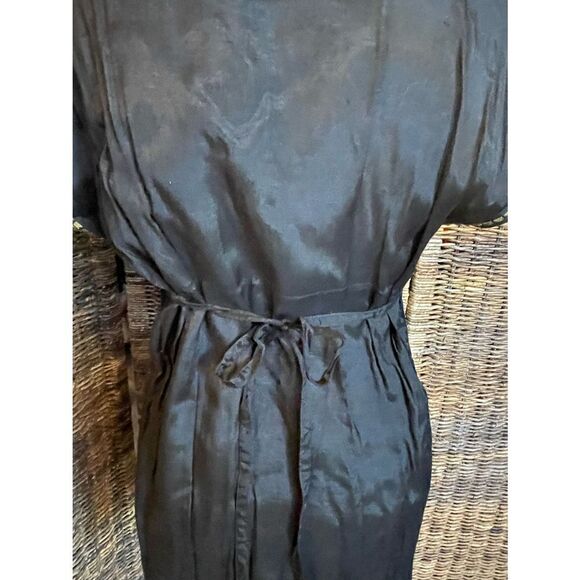 Limited Collection Black Ribbed Design With Gold/Medal Embellishment 100% Viscos - Picture 7 of 14